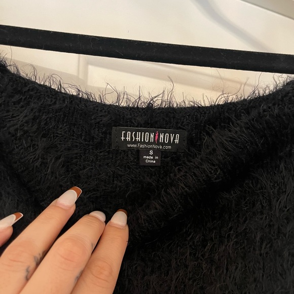 Fashion Nova Fuzzy Top - Black - Picture 3 of 4